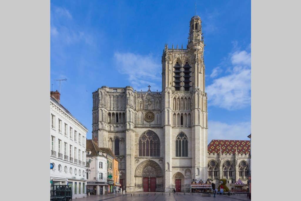 Le Cocoon / Proche Gare / Netflix Apartment Sens Luaran gambar
