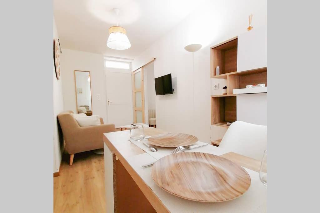 Le Cocoon / Proche Gare / Netflix Apartment Sens Luaran gambar